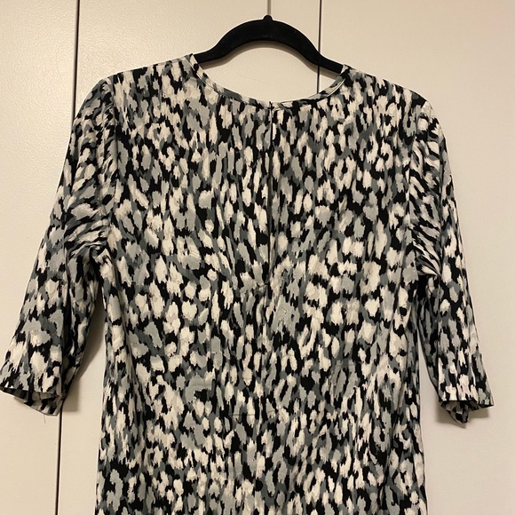 Banana Republic leopard dress - Picture 2 of 3